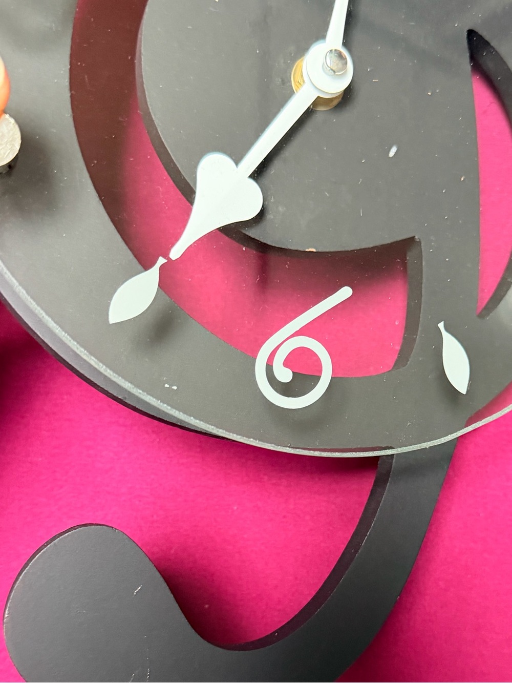 Black Treble Clef Wall Clock – Musical Home Accent - Picture 5 of 9